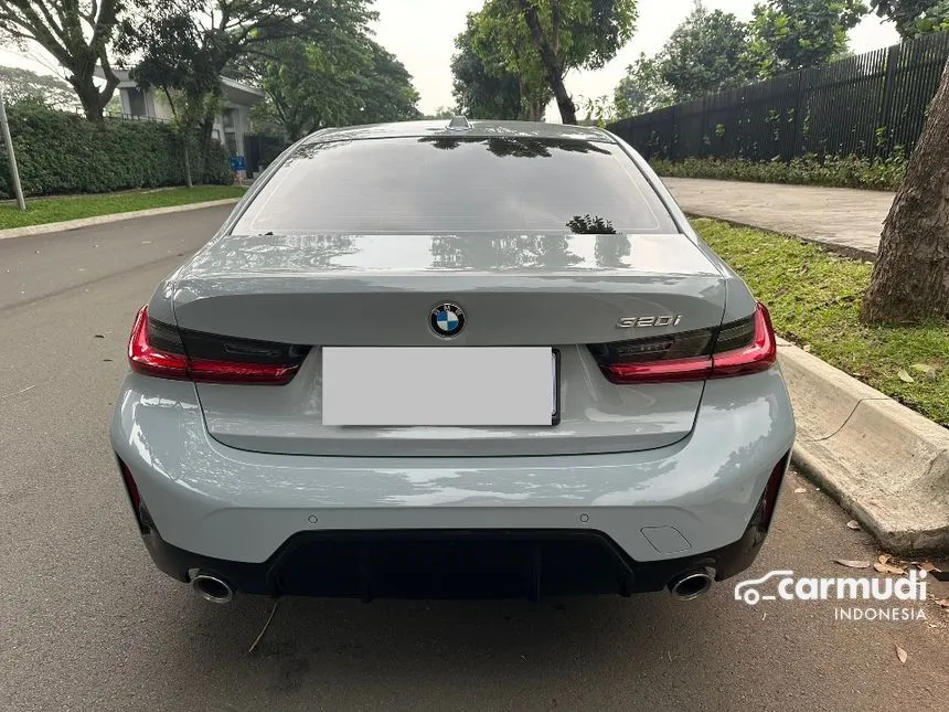 2023 BMW 320i M Sport Sedan