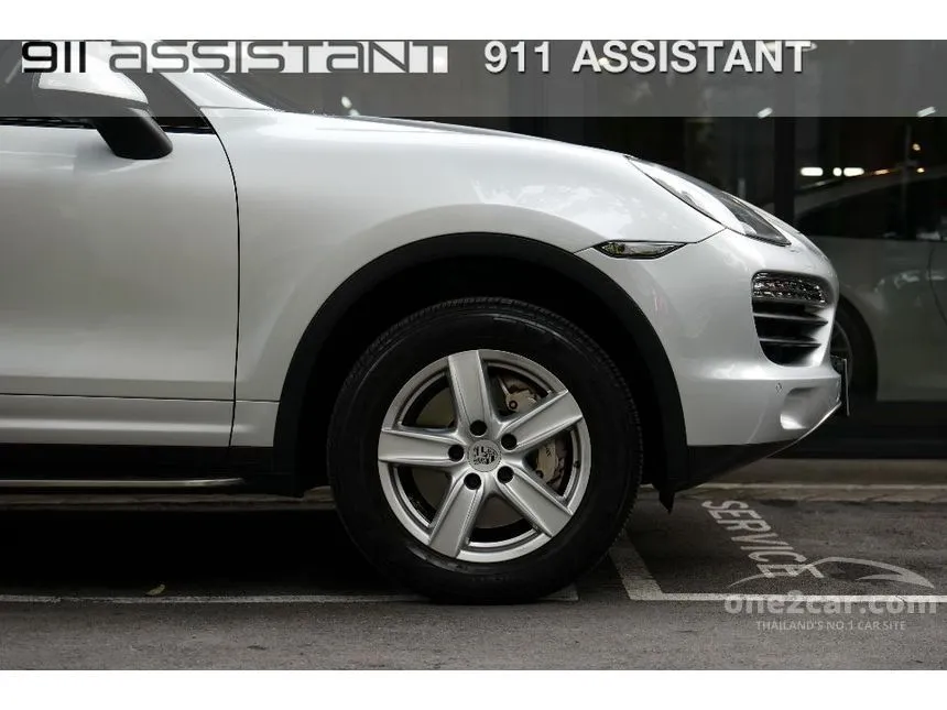 2014 Porsche CAYENNE S Hybrid SUV