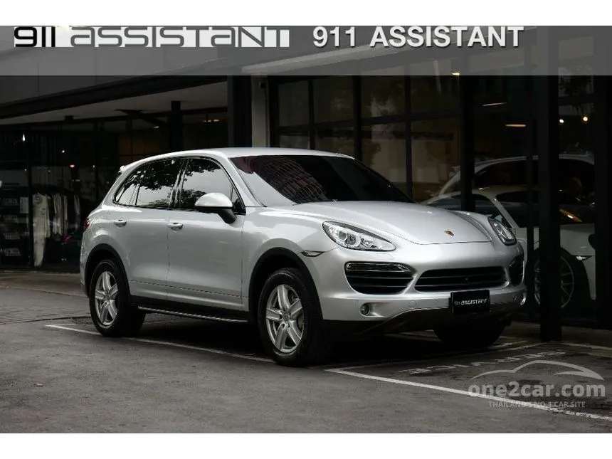 2014 Porsche CAYENNE S Hybrid SUV