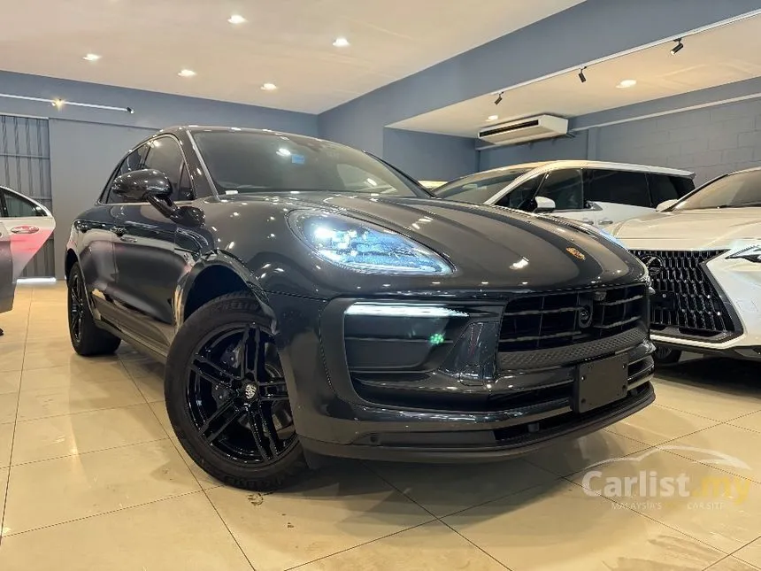 2022 Porsche Macan SUV