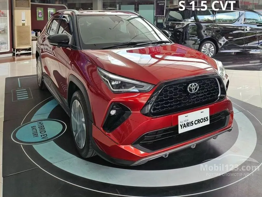 Jual Mobil Toyota Yaris Cross 2024 S GR Parts Aero Package 1.5 di DKI Jakarta Automatic Wagon Merah Rp 365.900.000
