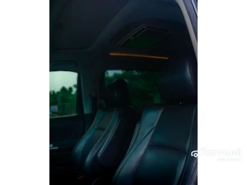2013 Toyota Alphard G MPV