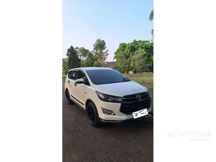 2017 Toyota Kijang Innova V MPV