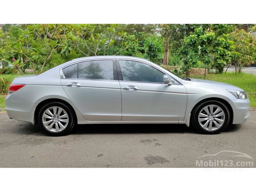 2012 Honda Accord VTi-L Sedan