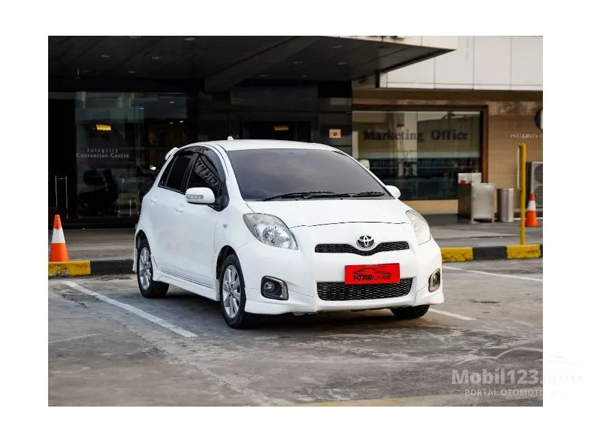 Jual Mobil Toyota Yaris 2012 E 1.5 di DKI Jakarta Automatic Hatchback Putih Rp 110.000.000