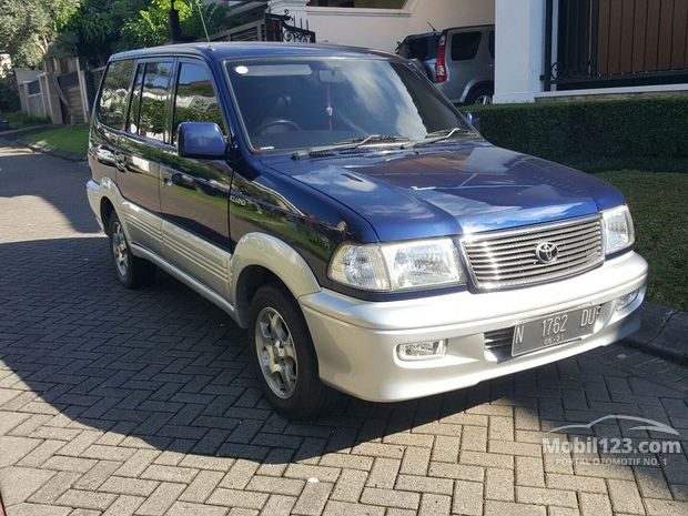 Toyota Kijang Krista Mobil bekas dijual di Indonesia Toyota Kijang Krista Mobil bekas dijual di Indonesia