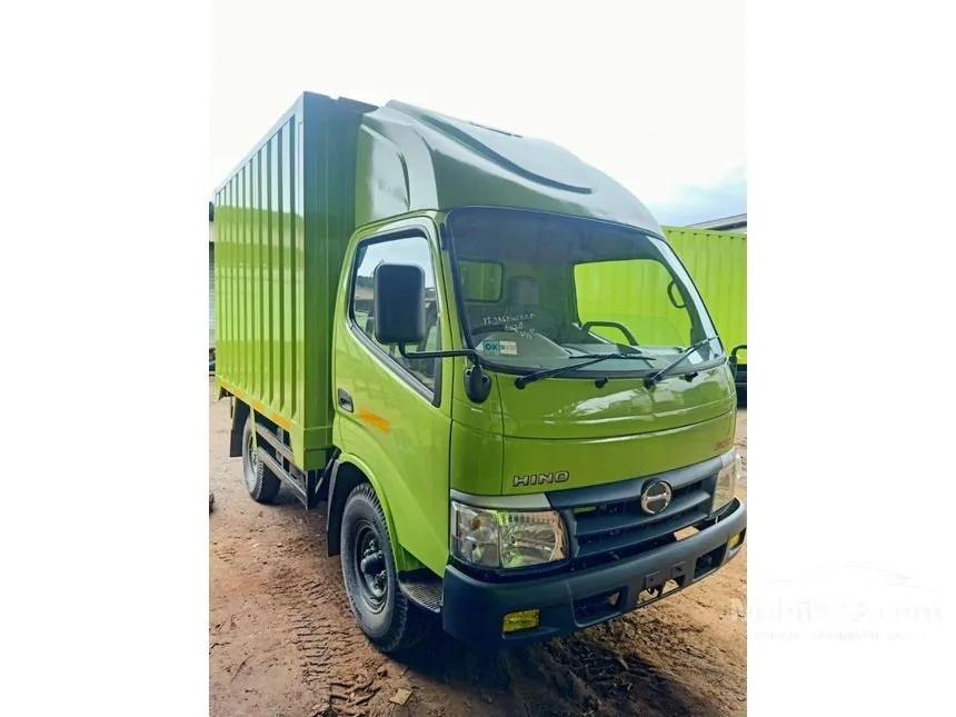 2022 Hino Dutro 115 SD Trucks
