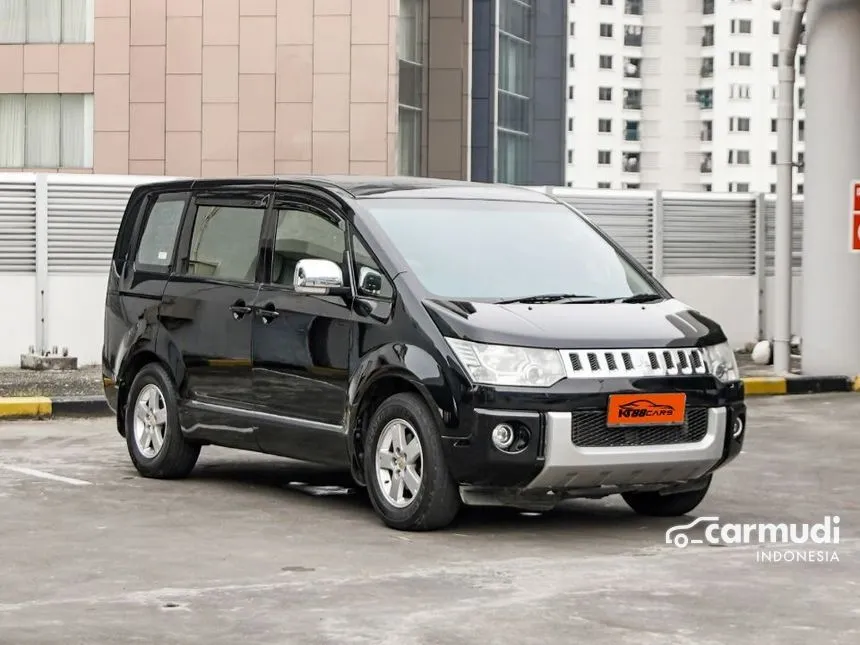 2014 Mitsubishi Delica D5 MPV
