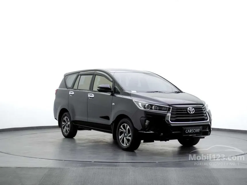 2021 Toyota Kijang Innova V MPV