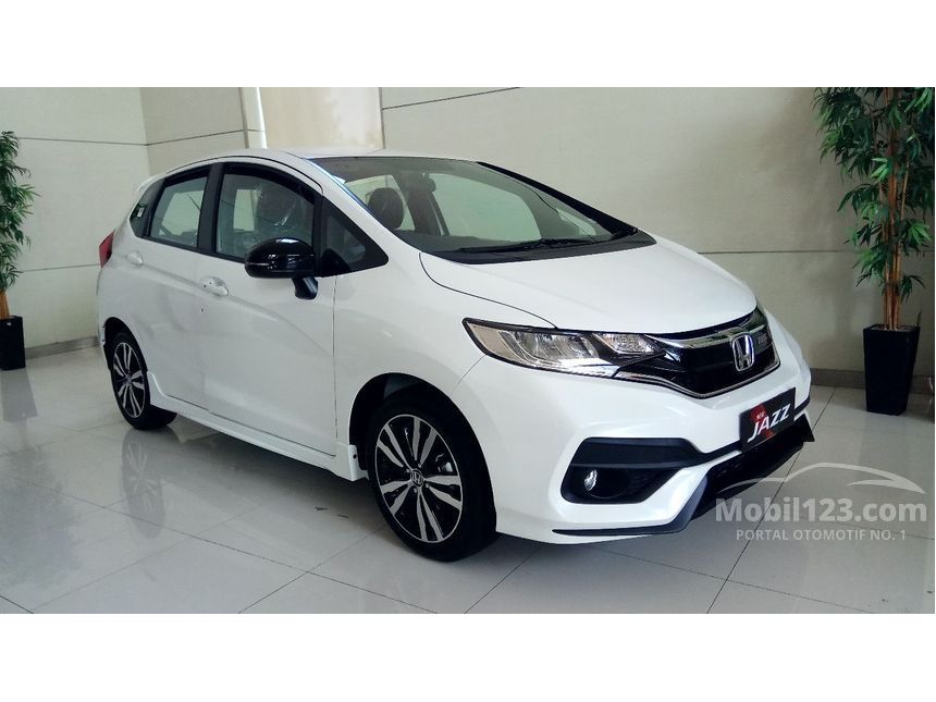 Jual Mobil Honda Jazz 2017 RS 1.5 di DKI Jakarta Automatic 