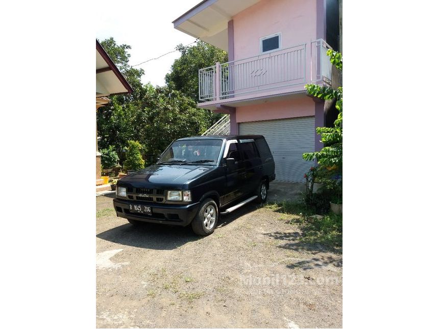 Jual Mobil  Isuzu  Panther  1999  2 5 di Jawa Timur Manual SUV 