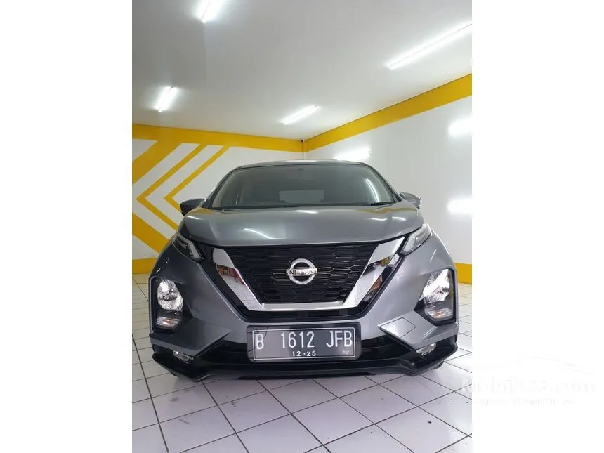 Jual Mobil Nissan Livina 2019 VE 1.5 di Banten Automatic Wagon Abu