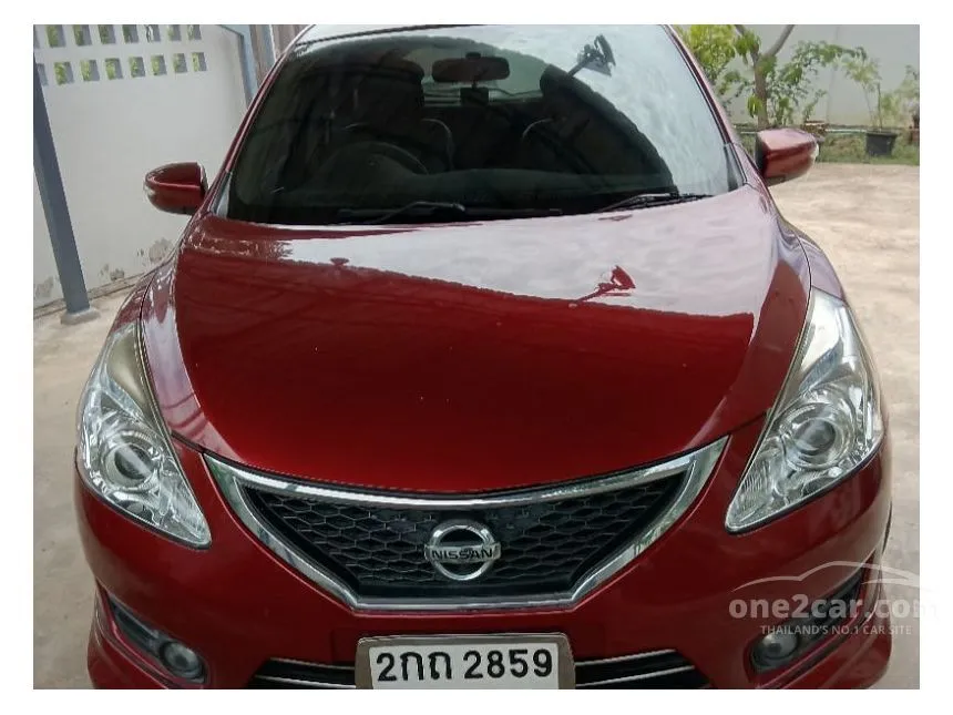 2013 Nissan PULSAR V Sunroof Navi Hatchback