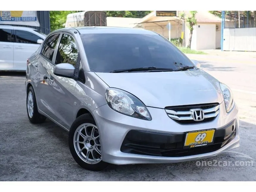 2015 Honda Brio Amaze V Sedan