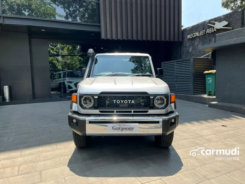 2024 Toyota Land Cruiser 70 GXL SUV