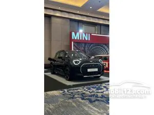 2025 MINI Aceman SE Hatchback