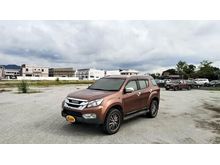 2014 Isuzu MU-X 3.0 (ปี 13-17) SUV AT