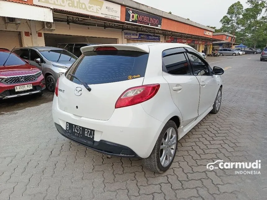 2012 Mazda 2 R Hatchback