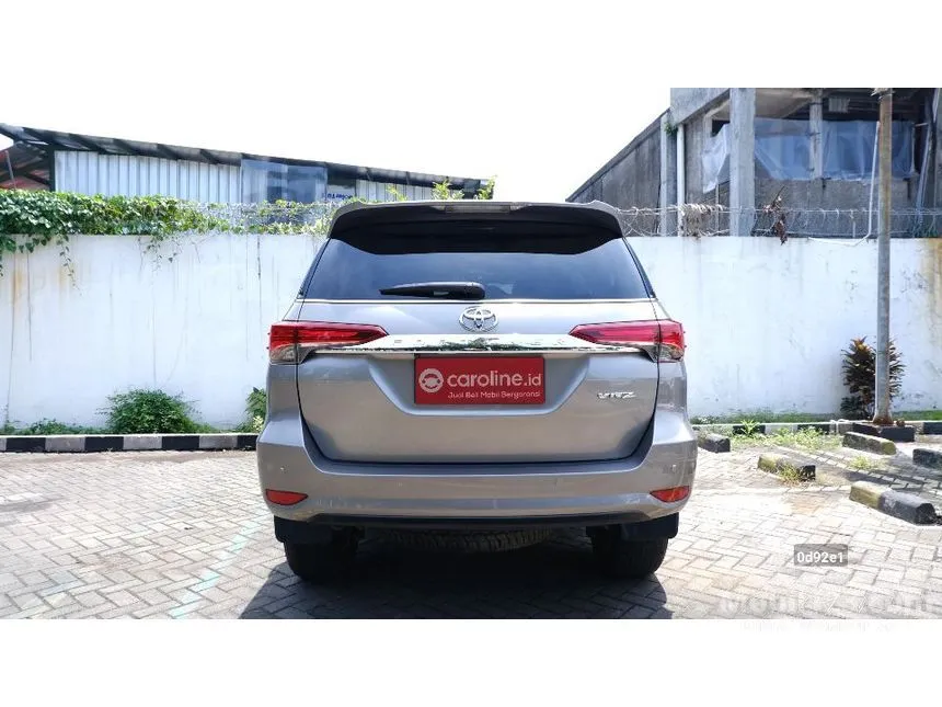 2020 Toyota Fortuner VRZ 4X2 SUV