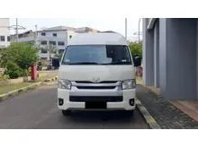 2025 Toyota Hiace 3.0 Commuter Van Diesel 16 Seater NIK 2024 Like New Low KM