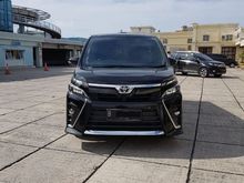 2017 Toyota Voxy 2.0 R80 Wagon