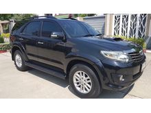 2013 Toyota Fortuner 3.0 (ปี 12-15) V SUV AT