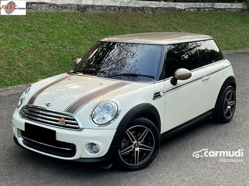 2013 MINI Cooper Hatchback