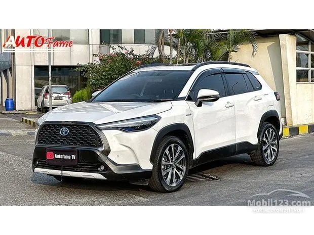 Jual Toyota Corolla Cross Hybrid Bekas 2021 di Indonesia Harga Murah ...