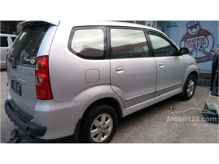 2010 Toyota Avanza G MPV