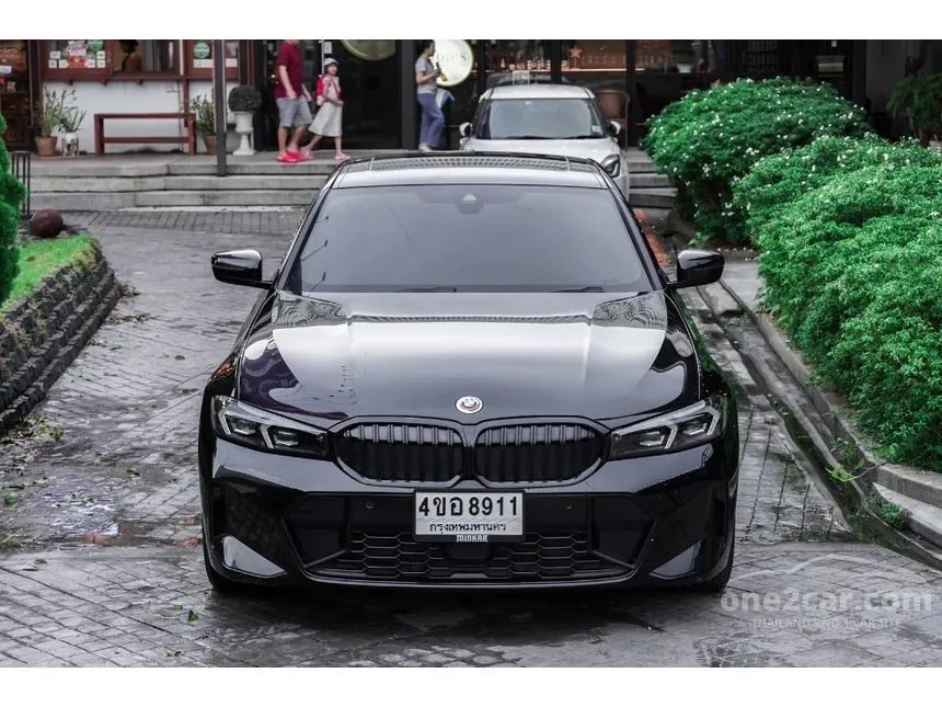 2023 BMW 330e M Sport Sedan