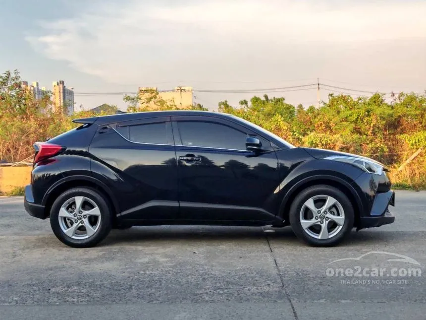 2018 Toyota C-HR Mid SUV