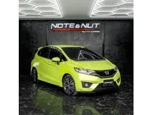 2015 Honda JAZZ 1.5 (ปี 14-22) SV Hatchback