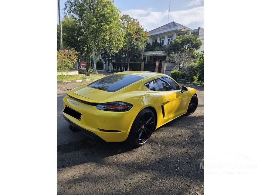 2017 Porsche 718 Cayman S Coupe