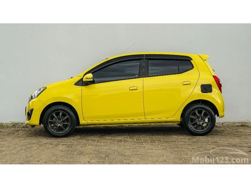 2022 Daihatsu Ayla X Hatchback