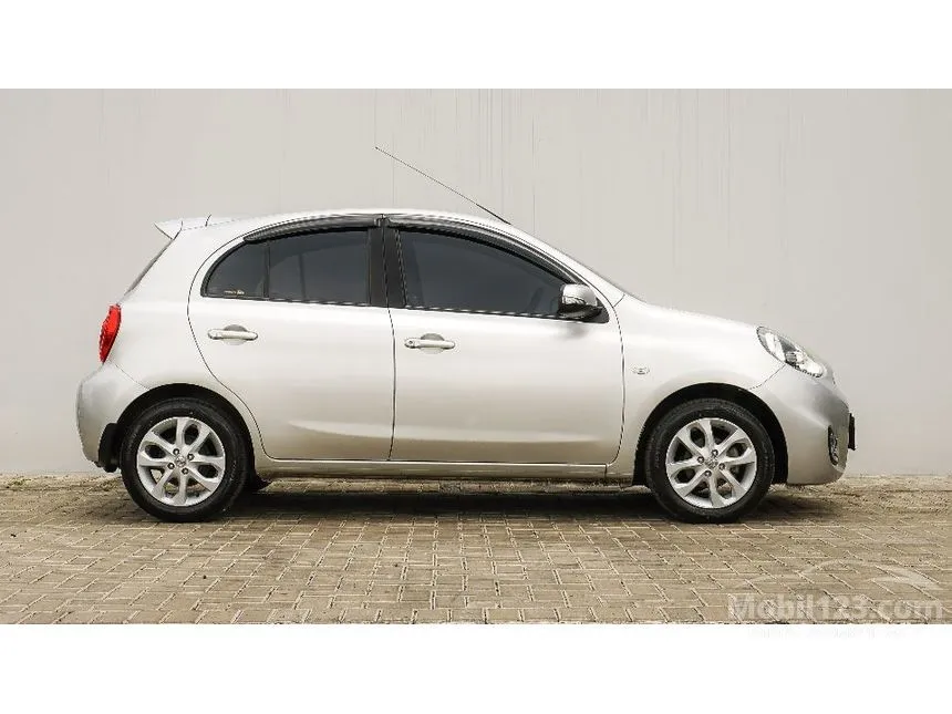 2016 Nissan March Hatchback