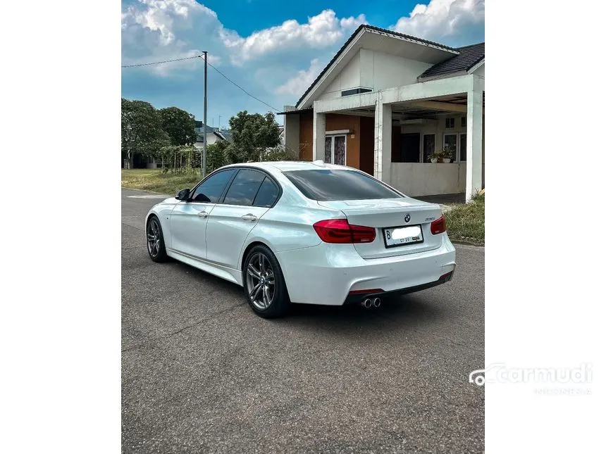 2016 BMW 330i M Sport Sedan