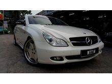 Mercedes-Benz CLS350 AMG NEW FACELIFT,WITH NO -14 2010,PEARL WHITE COLOUR,FULL LEATHER SEATS,LIKE NEW CONDITION,LIMITED SPEC,SMOOTH ENGINE GEAR BOX