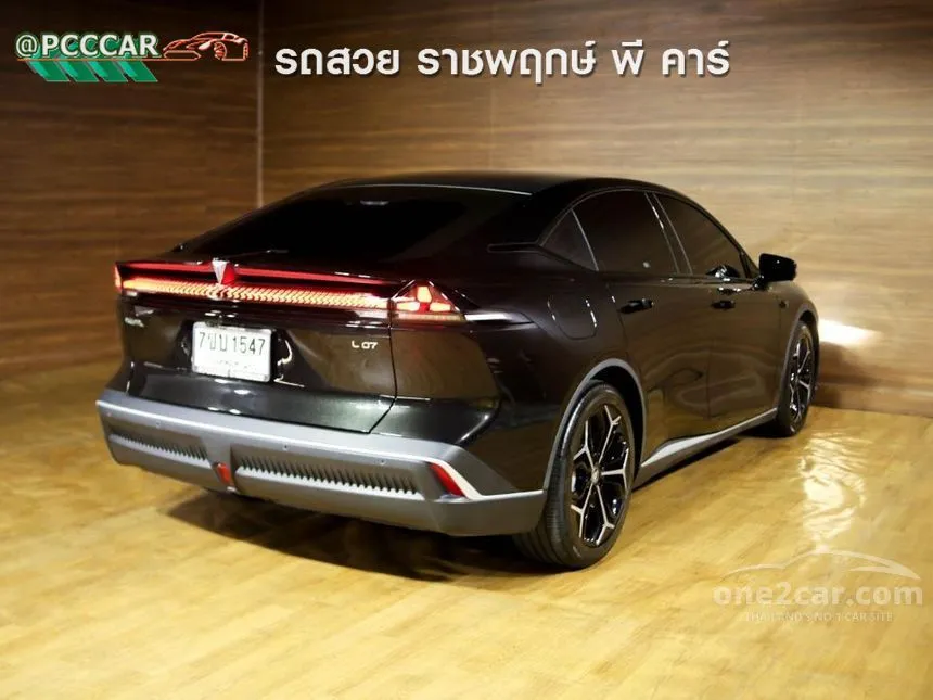 2024 DEEPAL L07 Sedan