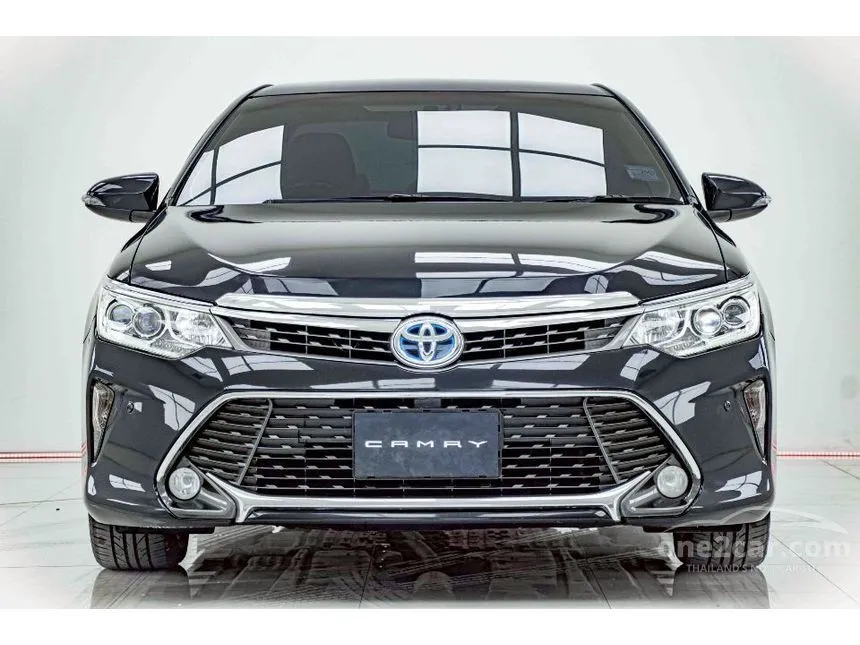 2016 Toyota CAMRY Hybrid Sedan