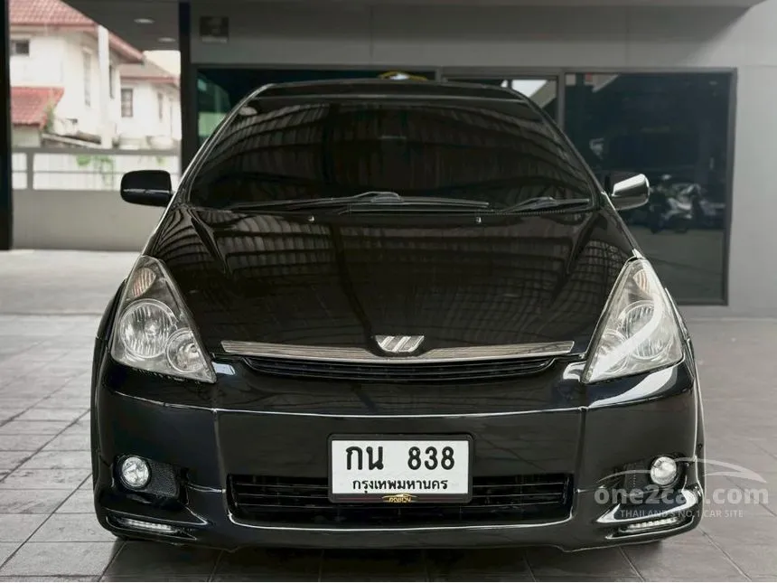 2004 Toyota WISH Q Wagon