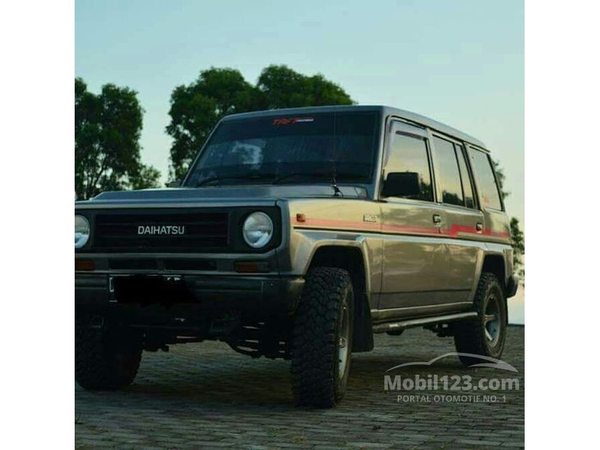 Jual Mobil Daihatsu Taft 1991 2.8 Manual 2.8 di Yogyakarta 