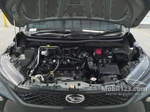 2022 Daihatsu Xenia 1.3 R MPV