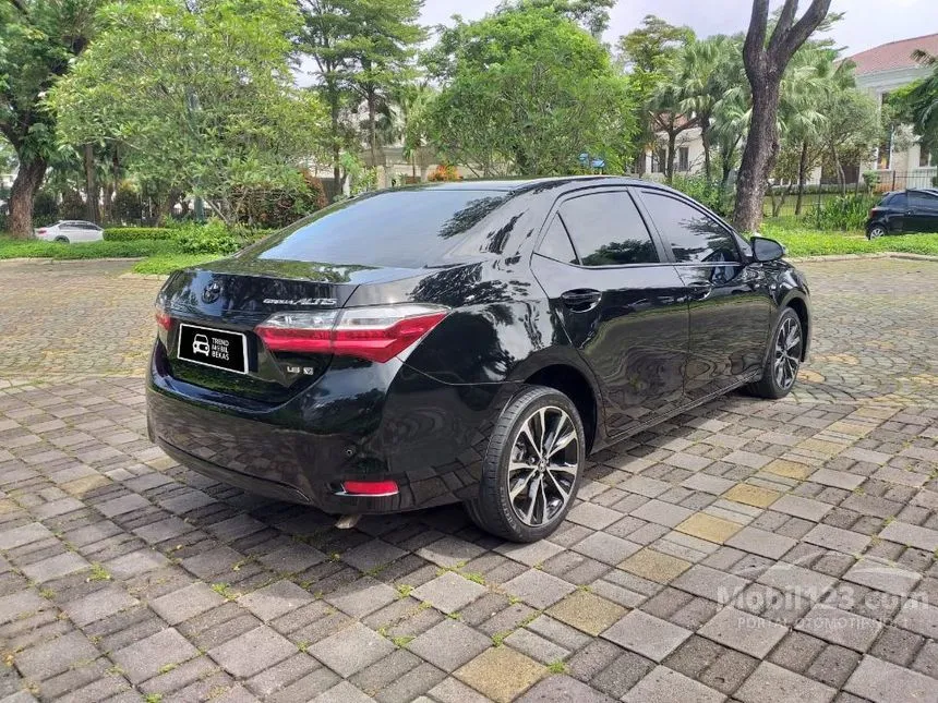 2018 Toyota Corolla Altis V Sedan