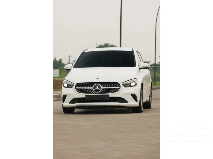 2020 Mercedes-Benz B200 Progressive Line Hatchback