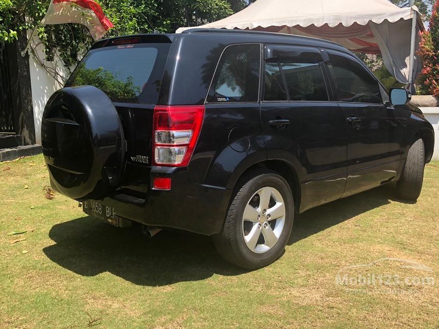  Jual  Mobil  Suzuki Grand  Vitara  2009 JLX 2 0 di Banten 