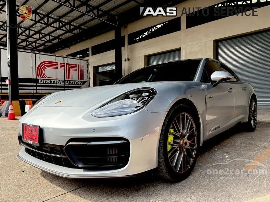 2023 Porsche PANAMERA 4 E-Hybrid Sedan