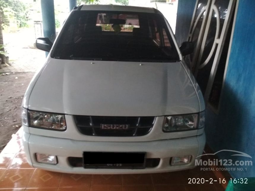 Jual Mobil  Isuzu  Panther  2003 LM 2 5 di Jawa Timur Manual 