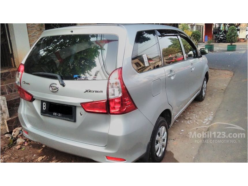 Jual Mobil Daihatsu Xenia 2019 M 1 0 di DKI Jakarta Manual 