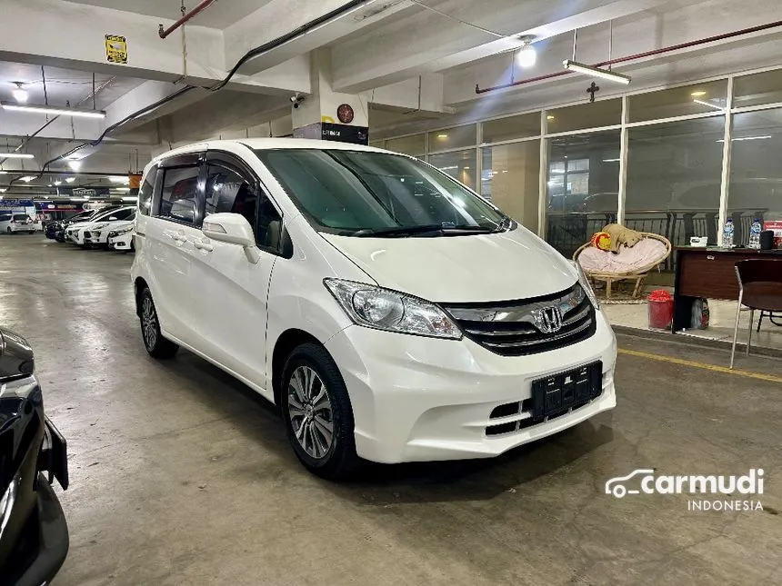 2013 Honda Freed S MPV