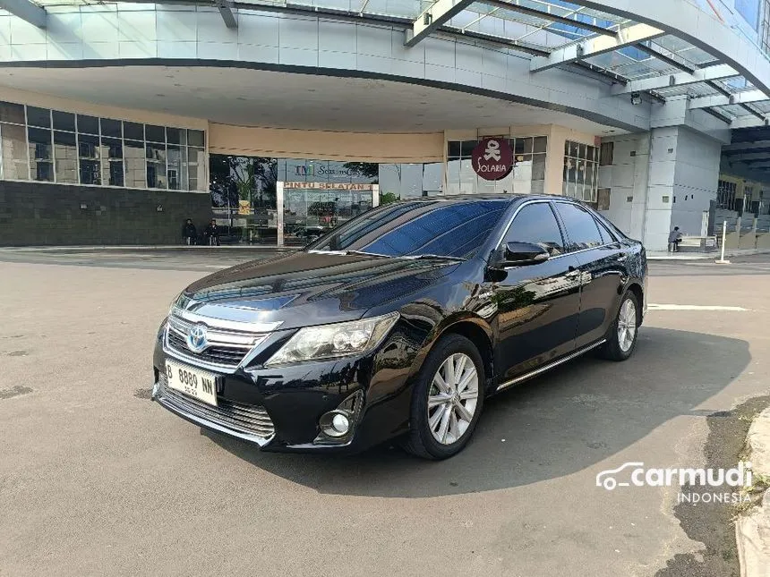 2012 Toyota Camry Hybrid Sedan